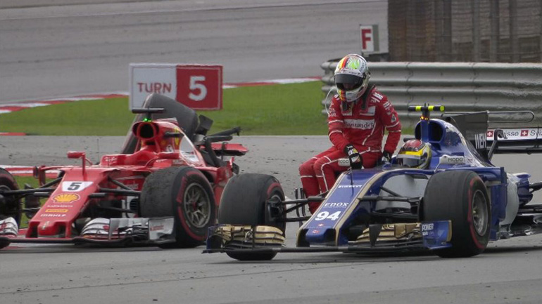 Ανακούφιση στη Ferrari – Καθαρό το κιβώτιο του Vettel